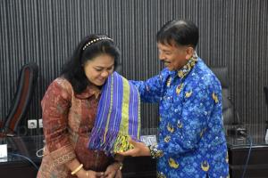 Penjabat Wali Kota Kupang Terima Kunjungan Kerja Anggota Komisi X DPR RI 