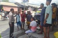 Tukang Ojek di Pasar Oesao Kabupaten Kupang Dapat Penyuluhan Keselamatan Berlalu Lintas
