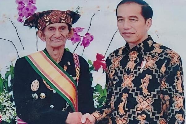 Leo Nisnoni dan Joko Widodo